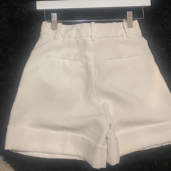 Wilfred Effortless Short - Picture 4 of 4